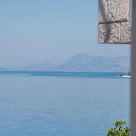 Apartments Ivi - 100 M From Pebble Beach Drasnice Bagian luar foto