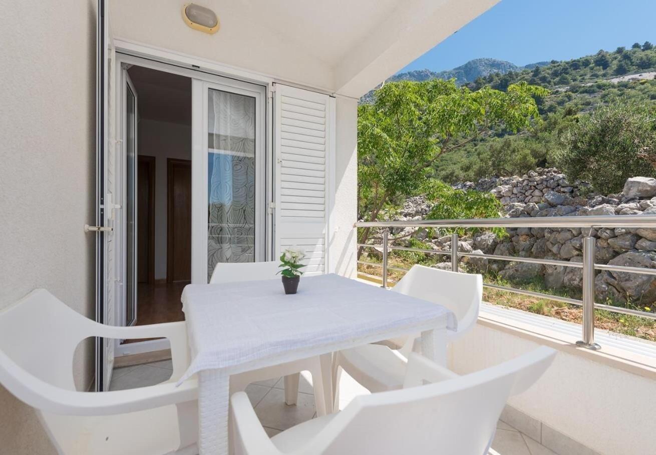 Apartments Ivi - 100 M From Pebble Beach Drasnice Bagian luar foto