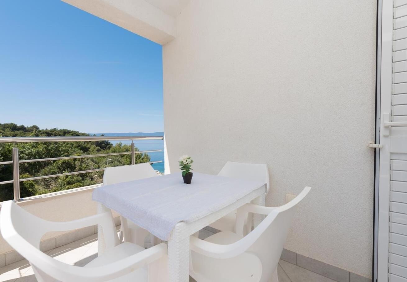 Apartments Ivi - 100 M From Pebble Beach Drasnice Bagian luar foto