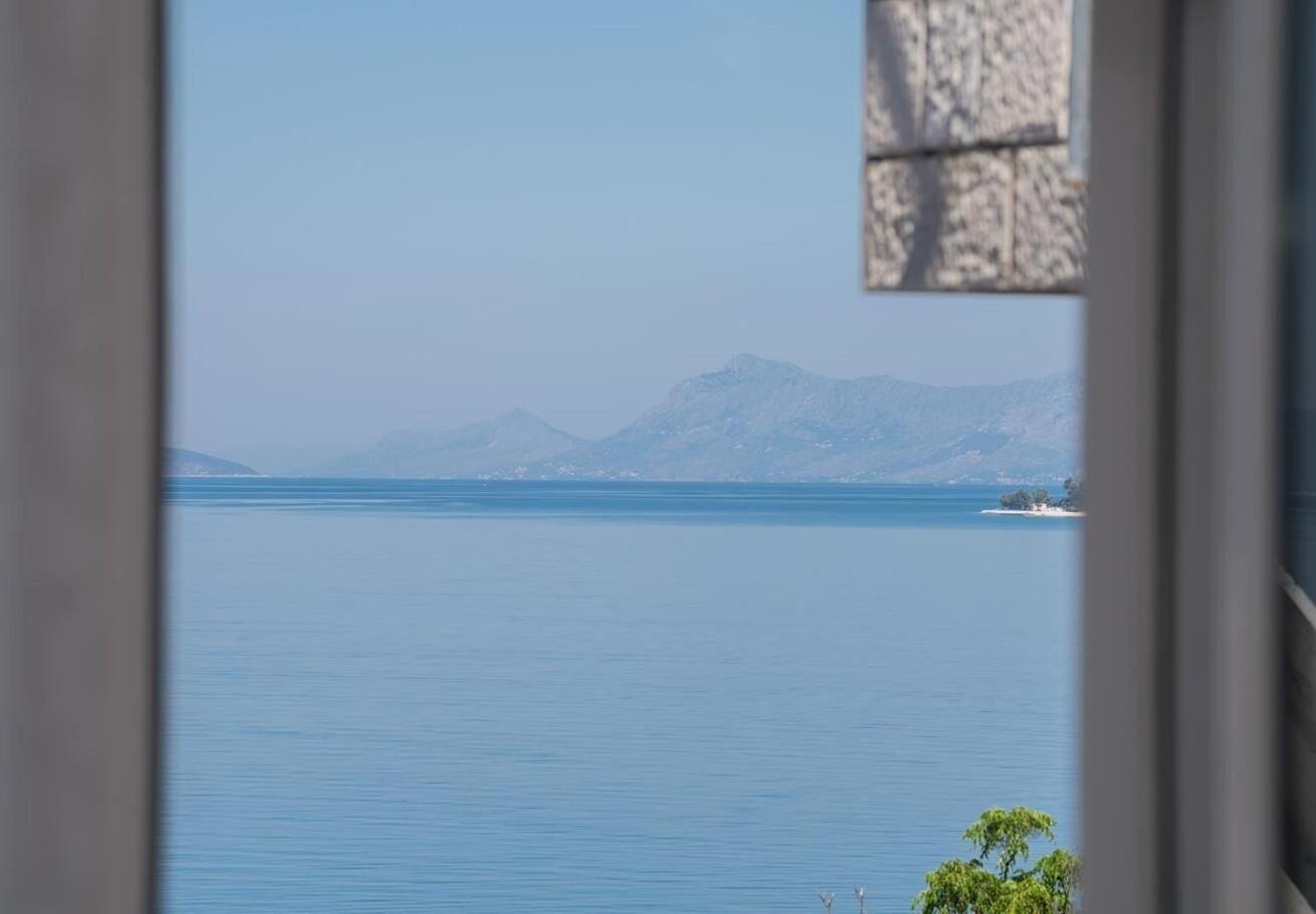 Apartments Ivi - 100 M From Pebble Beach Drasnice Bagian luar foto