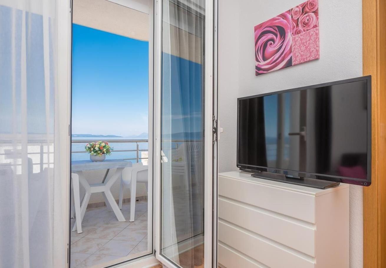 Apartments Ivi - 100 M From Pebble Beach Drasnice Bagian luar foto